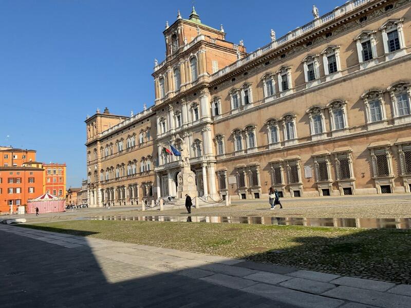 Modena_Ducale_IMG_0080.jpg.4872572513515f8442b4b3570c5ffb80.jpg
