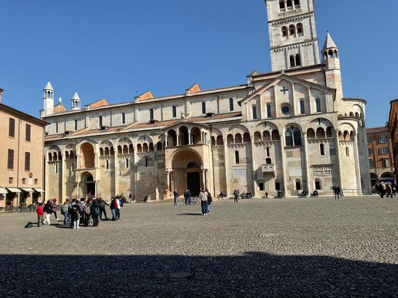 Modena__cathedral_IMG_0089.jpg.c75a21f71294aae39c619ce25a8822c3.jpg