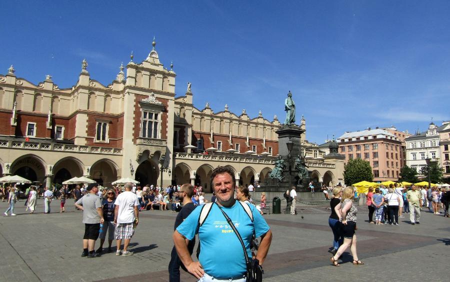 01-Krakow(60).JPG.996adbba1f24710425c264a43056f9f3.JPG