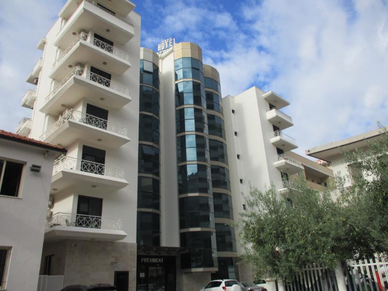 1-Shengin_hotelPrezident.JPG.82996e4a415dbf37ec50820f75b627ea.JPG