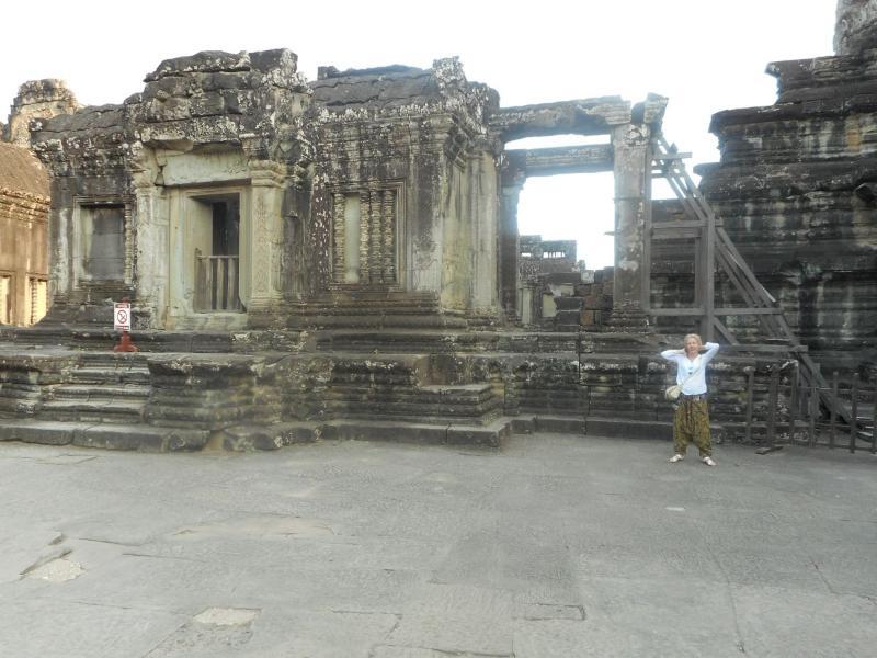 AngkorWat_73.JPG.d8cbd2fef2fcba509b86386263de0fe7.JPG