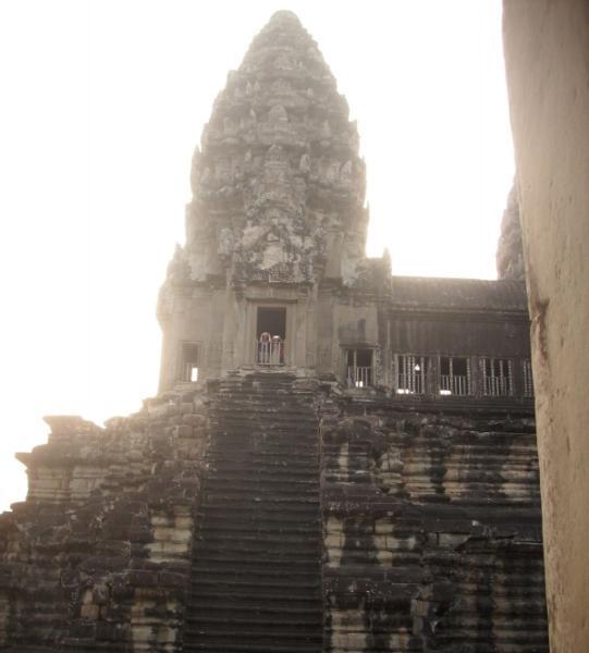 AngkorWat_75.JPG.89b04858e1c81e6e453bc22ce77b8036.JPG