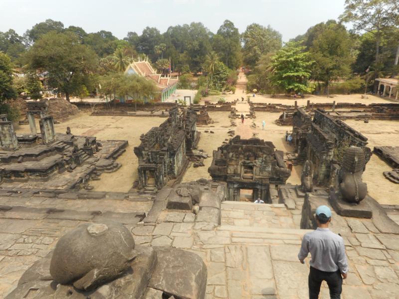BakongTemples_6.JPG.7c145159f1fe153ad13b939697dd4e0d.JPG