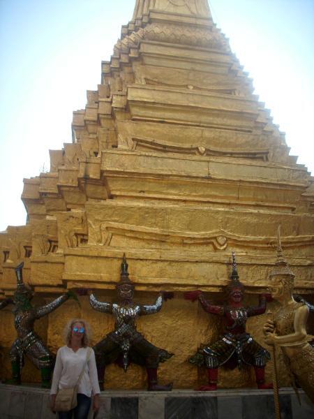 Bangkok_62.JPG.0542f2cea78167e081a68d40cb816df9.JPG