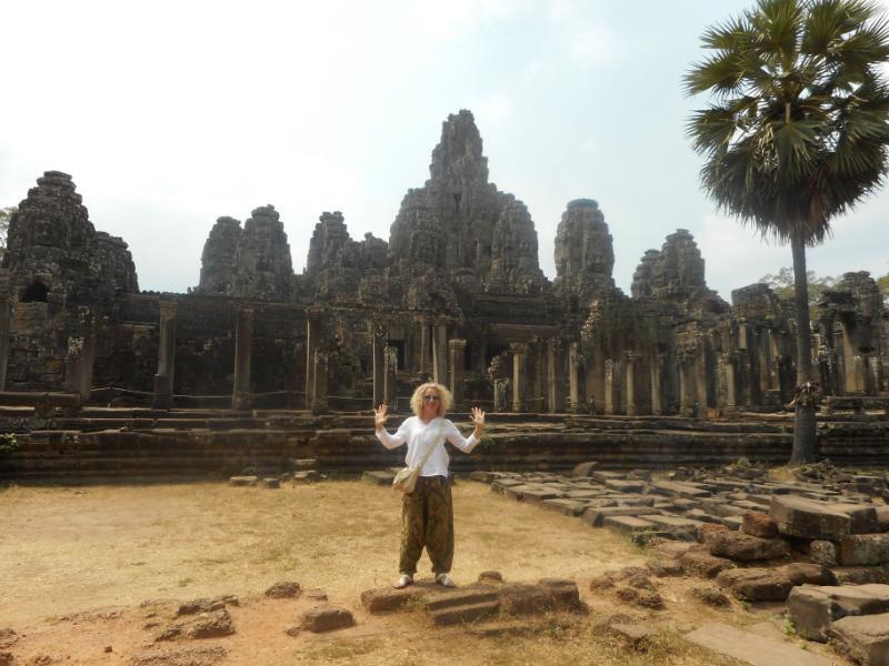 Bayon_2.JPG.1b105c38c891af94d9a6f31a3754949f.JPG
