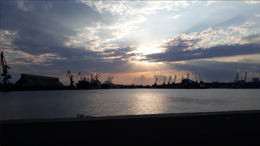 Burgas_113.png.a9bf705b10e3c33f53fed6d5f67de5e8.png