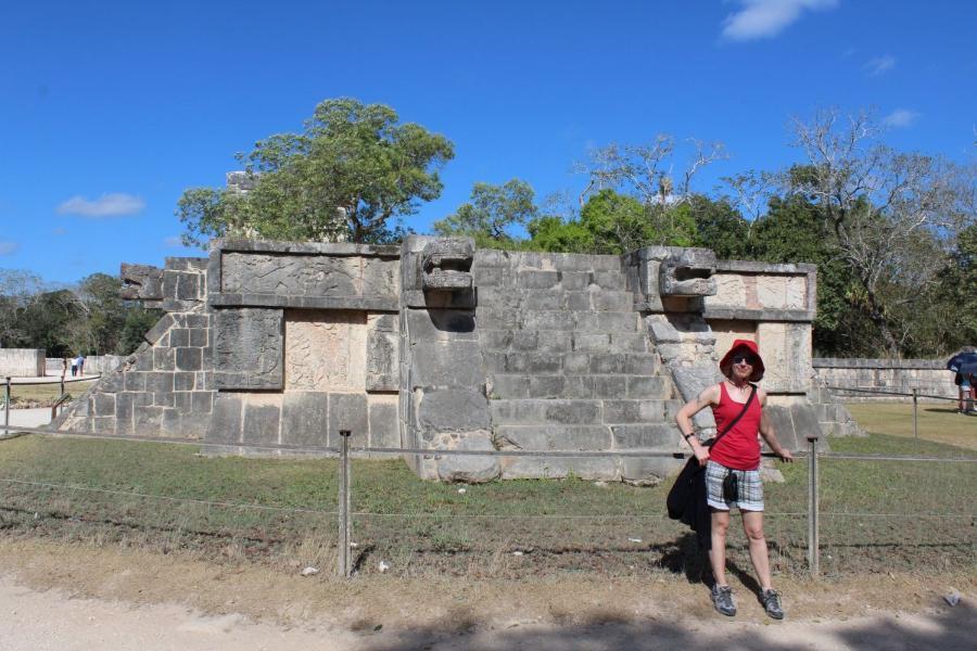 ChichenItza50.JPG.5afcadfe516f9f98ad7afc92794ac24f.JPG