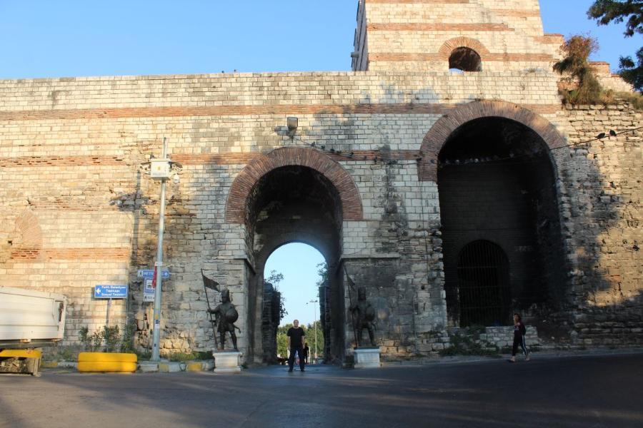 Istanbul_21.JPG.b7b693ec0ad2503c1c024bb84606f50a.JPG