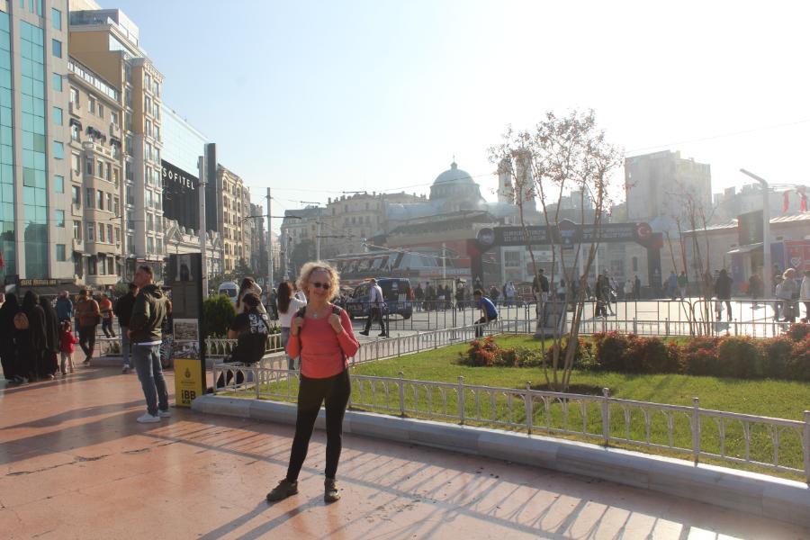 Istanbul_280.JPG.a6f3ad3c4a297b6c16c9e4b5740fb50a.JPG