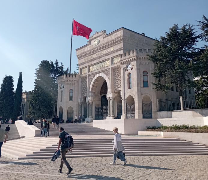 Istanbul_39.jpg.647da84fbbedc4bcf2a7a869d30b0995.jpg