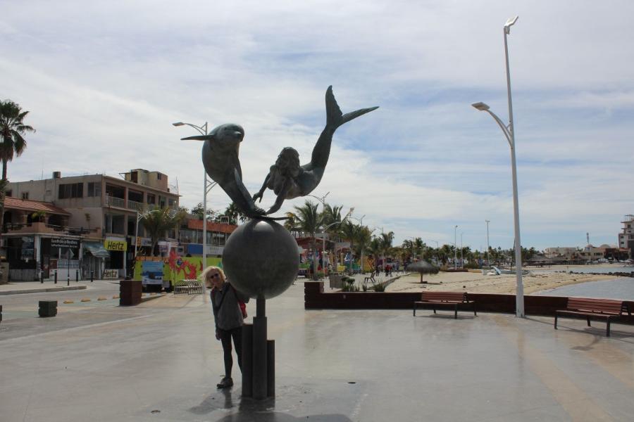 LaPaz3.JPG.9df39f3877dddfb96d994297a791c9e6.JPG