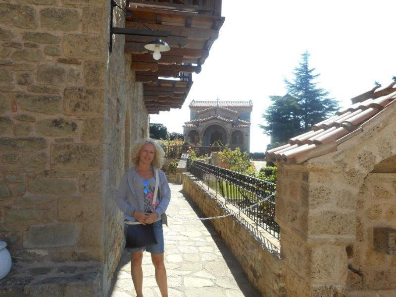 Meteora_29.JPG.b883f88963d37e3a2e40286ff2b71c52.JPG