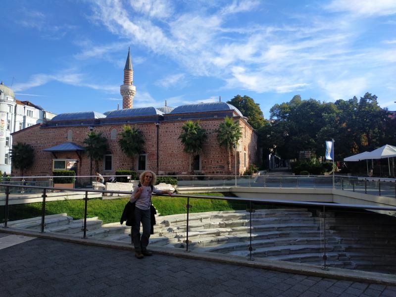 Plovdiv_4.jpg.8f5ddf18b3065b0b21814e862f2a127c.jpg