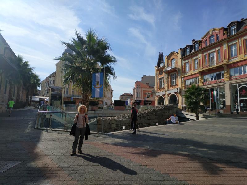 Plovdiv_9.jpg.c3e4b76d37a06ddd0f89302ecc6893a9.jpg