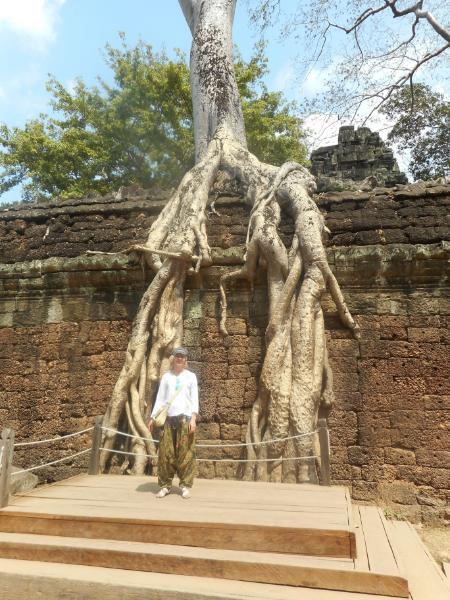 TaProhm_10.JPG.a4653b25b9fcc09f5aa35897ce302d0e.JPG