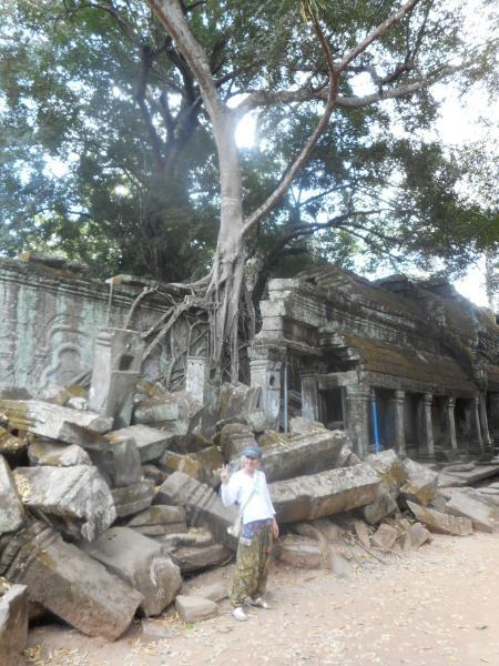 TaProhm_5.JPG.d0739f4826e3a0c53377df74a1bca02c.JPG