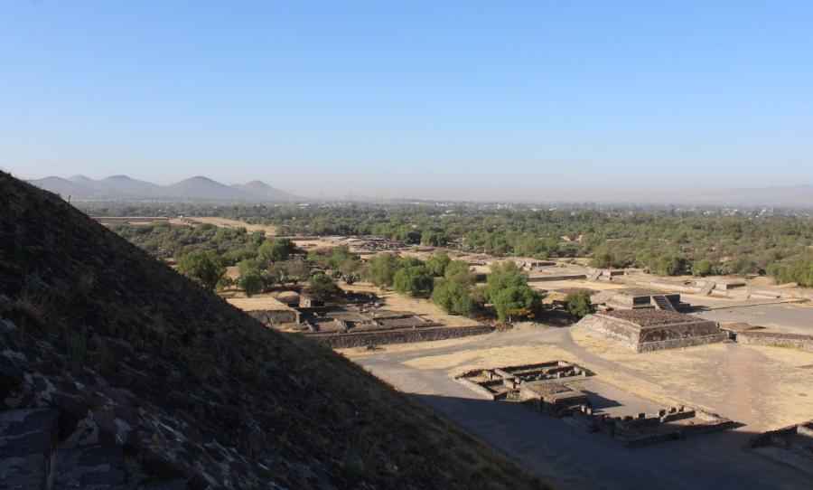 Teotihuacan9.JPG.fa4e1344cc02f30675d244b0dc1f8039.JPG
