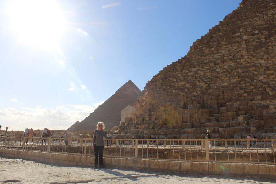 Thepyramids_55.JPG.9f8b1d9512b9adef96d9d15b2a14fb3f.JPG