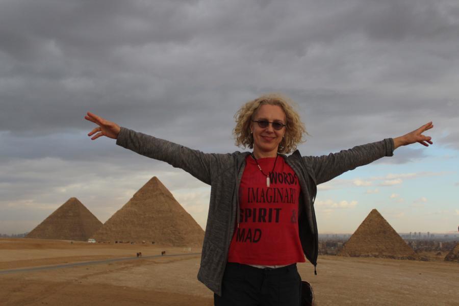 Thepyramids_72.JPG.4c1b376ee5ed76b3620ed5dc349654cf.JPG