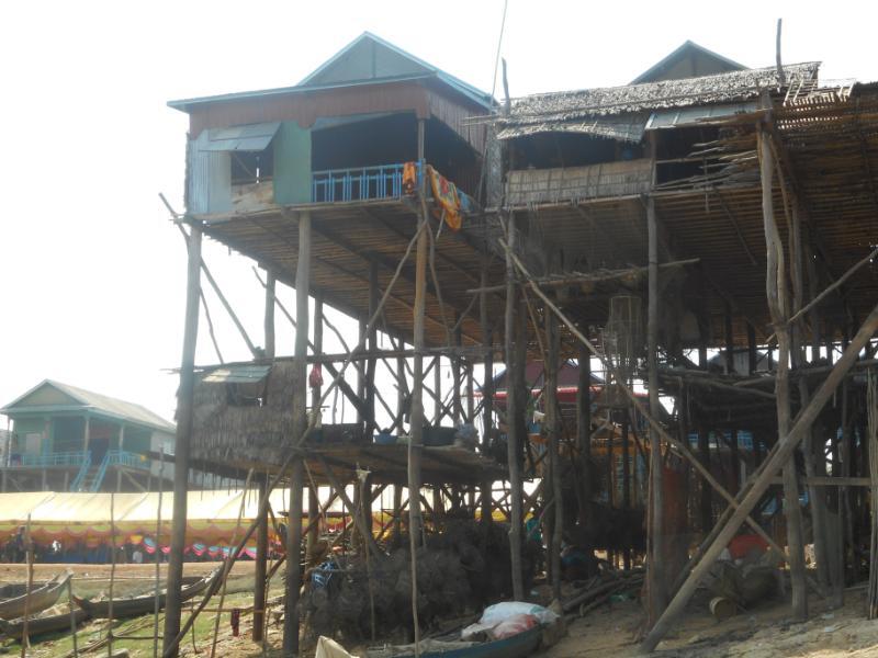 TonleSap_10.JPG.44c7eb898787e0946888188b920925a7.JPG