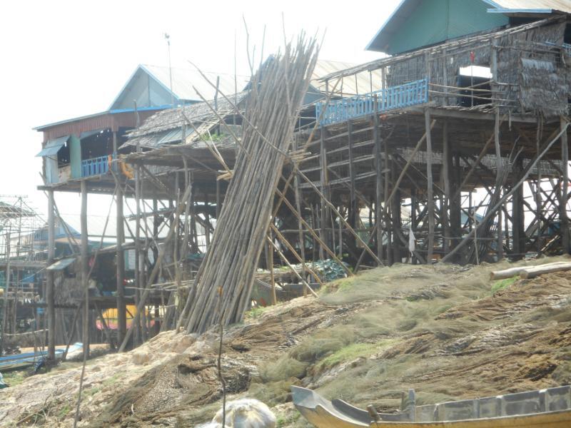 TonleSap_8.JPG.f8e70962e375010da08ecb4e35d61c99.JPG