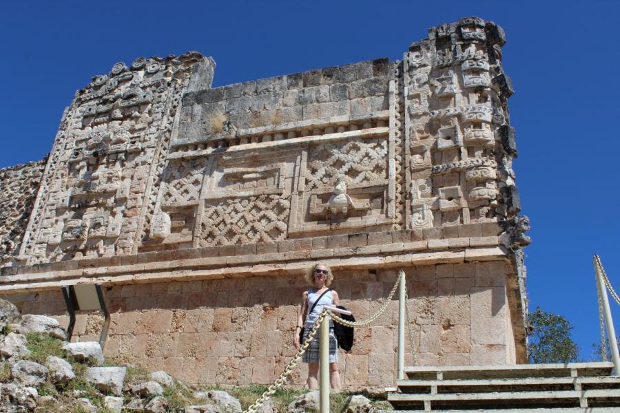 Uxmal17.JPG.3755098725ab45b7dc0991ada8ab344d.JPG