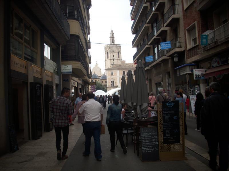 Valencia_41.JPG.8a86150e2f21bf8db7639b5ffc60158d.JPG