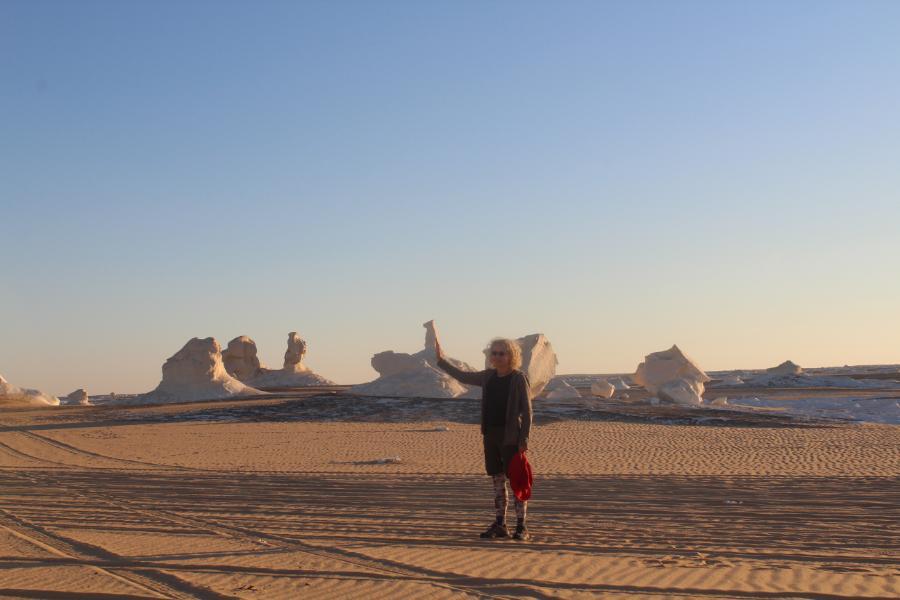 theWhiteDesert_14.JPG.ced5f408998e15c9429719445e79955d.JPG