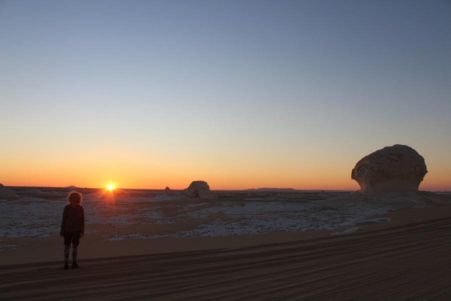 theWhiteDesert_28.JPG.91e106f300bc2e327f481e62de143f2c.JPG
